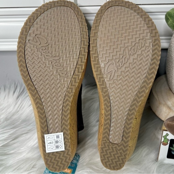 New Women’s Skechers Beverlee Smitten Kitten Wedge Sandal Size 10 - Picture 8 of 8